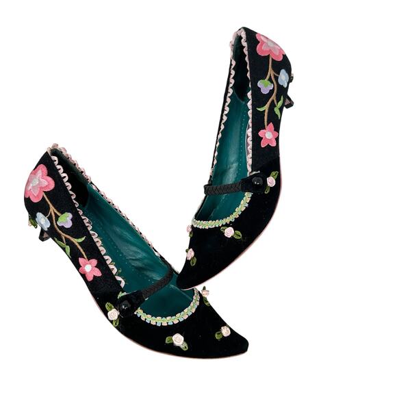 Irregular Choice Kitten Heels Floral Embroidered Pointed Black Size 40.5 US 9.5 - Picture 1 of 14